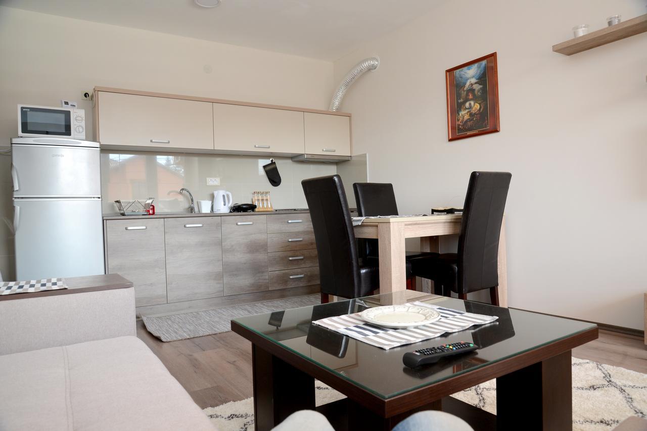 Sonja Apartman Jagodina Apartment Bagian luar foto